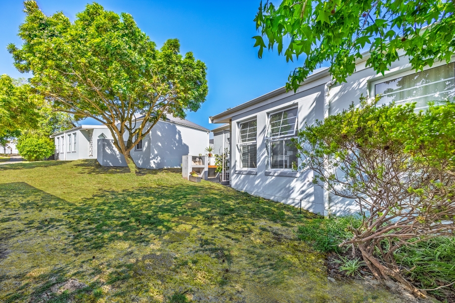 2 Bedroom Property for Sale in Goedemoed Western Cape